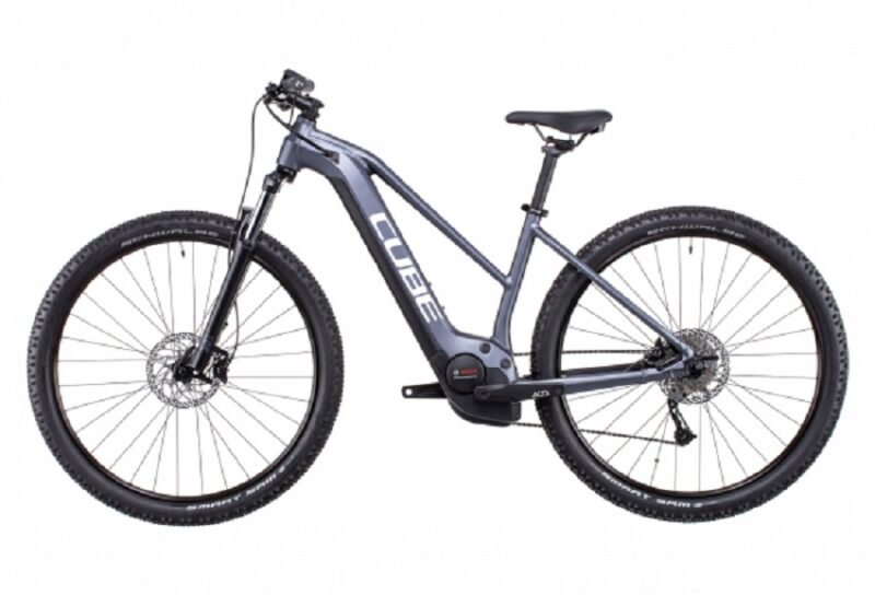 VTT Électrique Semi-Rigide Cube Reaction Hybrid Performance 625 Trapeze Shimano Alivio 9V 625 Wh 29'' Gris Metallic 2022 – Image 2