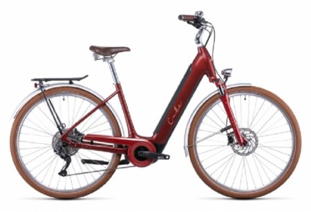Vélo de Ville Électrique Cube Ella Ride Hybrid 500 Easy Entry Shimano Deore 10V 500 Wh 700 mm Rouge Auburn Salmon 2022
