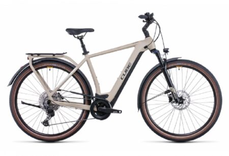 Vélo de Ville Électrique Cube Kathmandu Hybrid Pro 625 Shimano Deore 11V 625 Wh 700 mm Beige Desert 2022